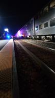 homescreen night phone photo smartphone train usa voyage wallpaper // 1080x1920 // 551KB
